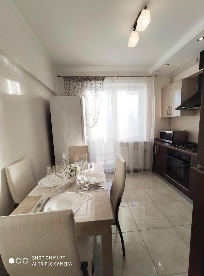 Comfort Apartments - Bright Family Suite Grodno Exterior foto